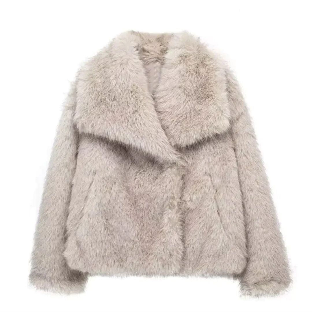 Women’s Fur Coat With Wide Collar | Chic - Mason Luxor