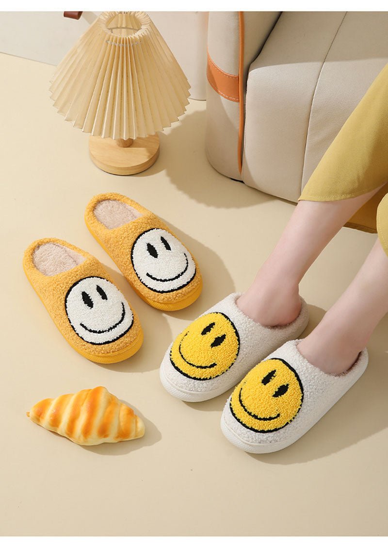 Women’s Slippers With Smiley Pattern | Cozy - Mason Luxor