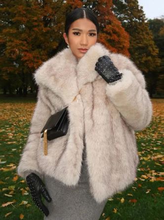 Women’s Beige Fur Coat With Fluffy Texture | Modern - Mason Luxor