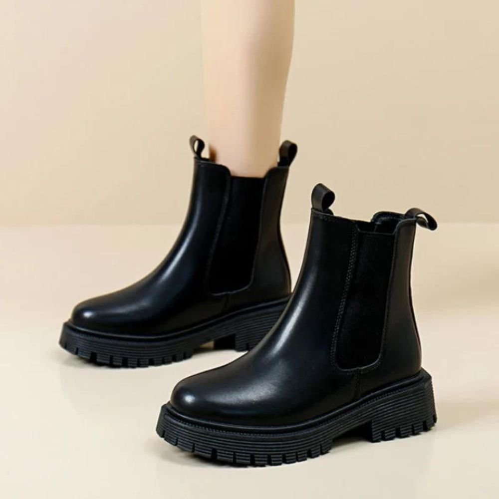 Women’s Black Chelsea Boots With Chunky Sole | Casual - Mason Luxor