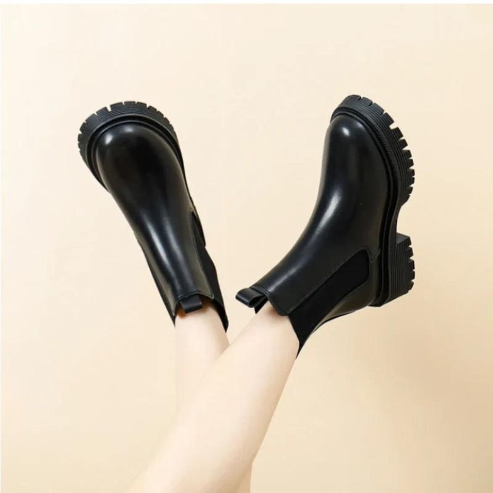 Women’s Black Chelsea Boots With Chunky Sole | Casual - Mason Luxor