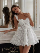 Women’s Wedding Dresses With 3D Floral Design | White - Mason Luxor